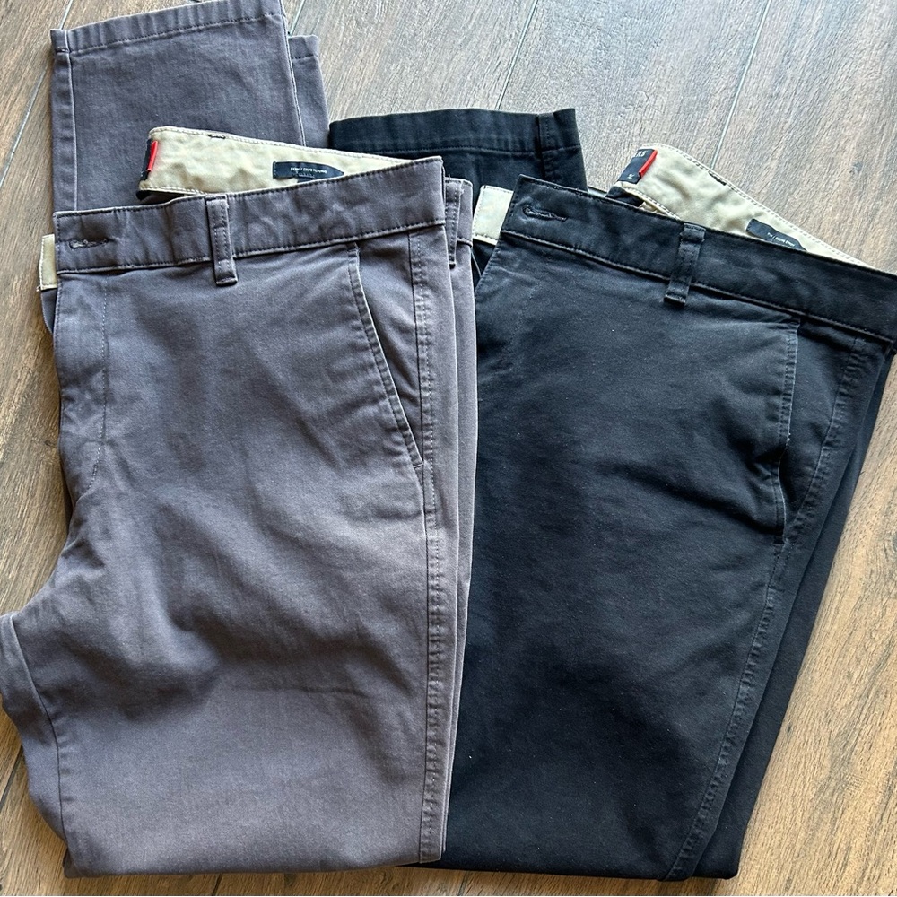 Dockers Men's Black and Gray Chinos 36/32